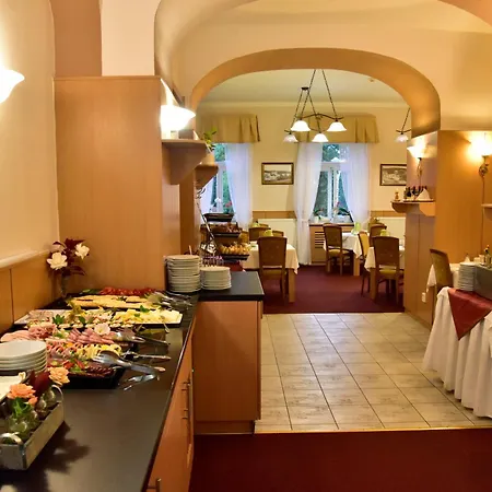 Paris 3*